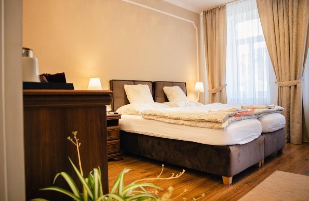 Corner House Apartment Lucenec Ngoại thất bức ảnh